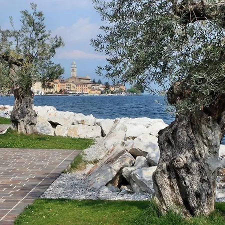 Casa Marsilva - With Roof Terrace, Near The * Toscolano Maderno
