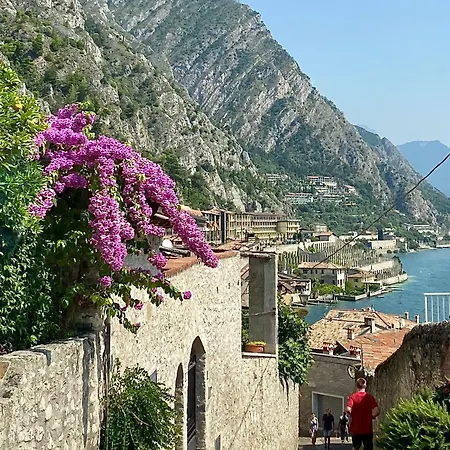 Casa Marsilva - With Roof Terrace, Near The Apartment Toscolano Maderno